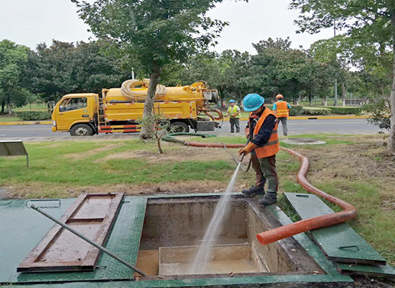 下花园化油池清理